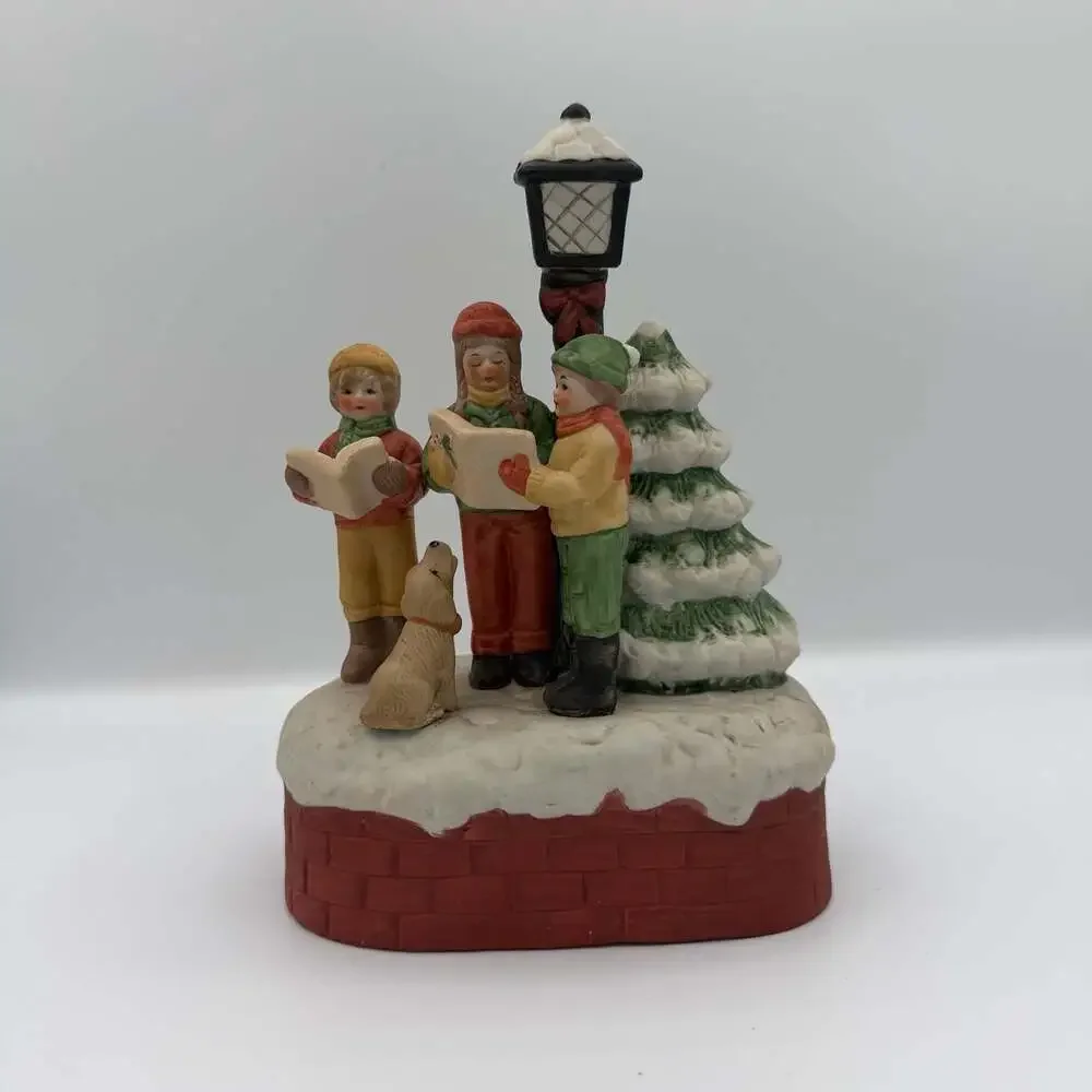 Vintage House of Lloyd Christmas Carolers Musical Figurine with Dog Lamp Post